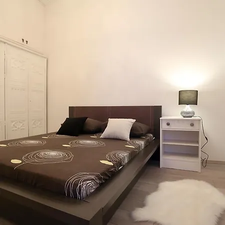 Apartment Papalic Palace *